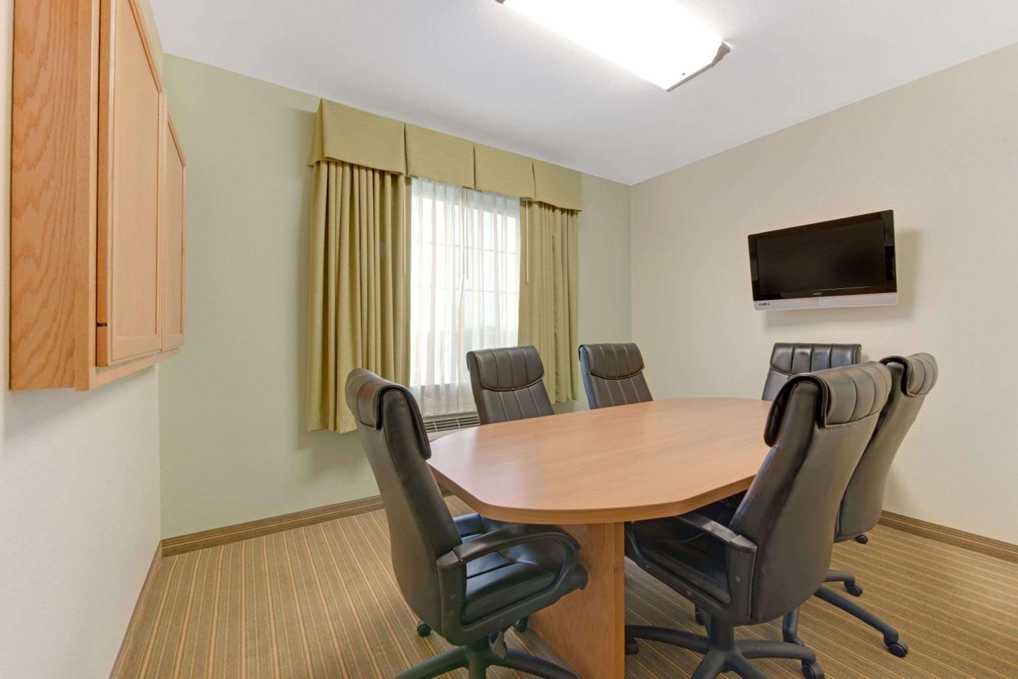 Super 8 By Wyndham Austin/Airport North Ξενοδοχείο Εξωτερικό φωτογραφία